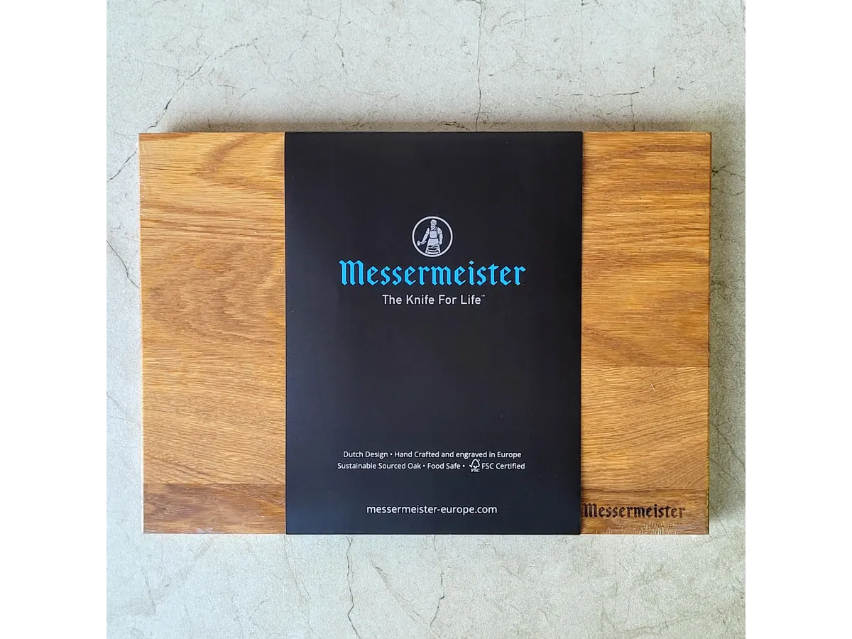 Messermeister średnia dębowa deska do krojenia | Knives Studio