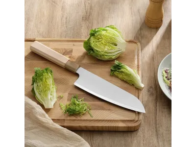 XINZUO Zhen -sarjan Santoku-veitsi 184 mm (7.2”) – Aogami #2, 3-kerroksinen